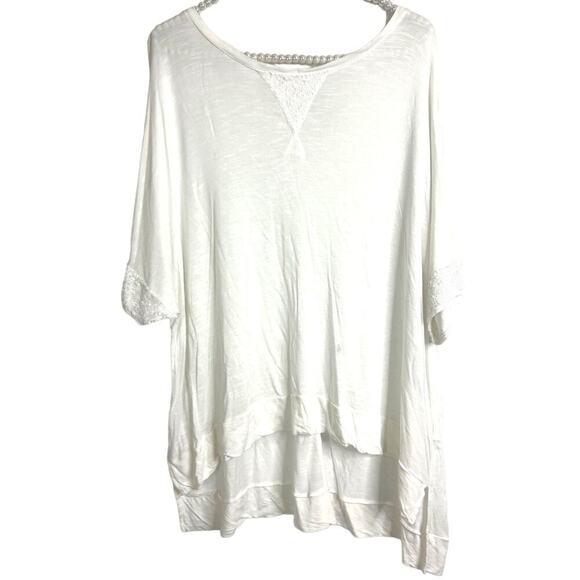 Juicy Couture White Oversized Split Hem Short Sleeve with Sequin Detailing SZ XL - Picture 1 of 7